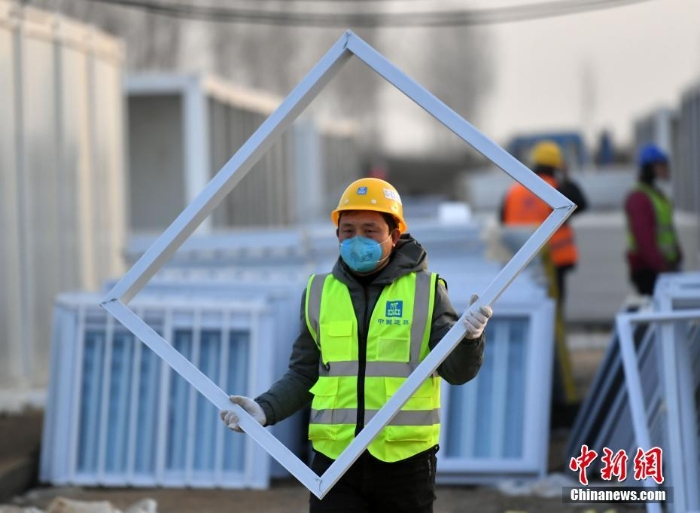 河北：奮戰(zhàn)在黃莊公寓隔離場所施工現(xiàn)場的“雷神山”建設者