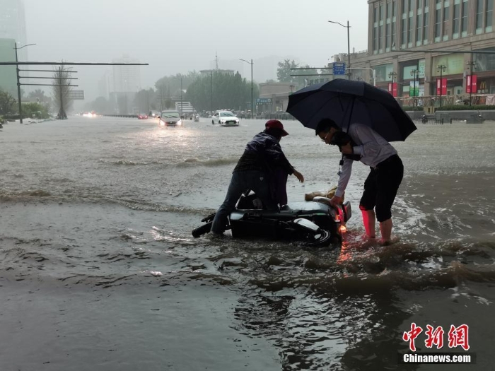 【圖刊】有你們，“河南一定中”