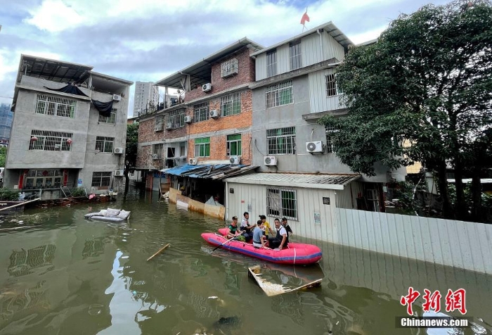 超強(qiáng)降水致福建多地積水內(nèi)澇 近9萬(wàn)人次轉(zhuǎn)移