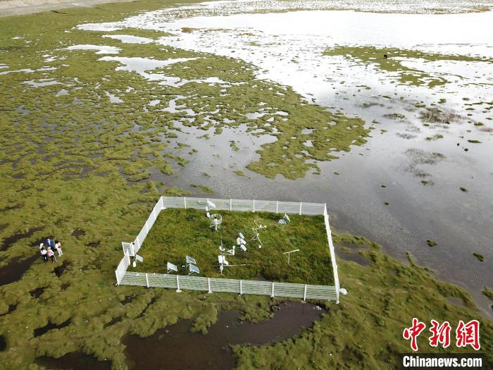 圖為玉樹隆寶高寒濕地生態(tài)氣象試驗站。　青海省氣象局 供圖