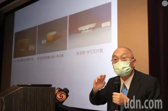 吳密察召開記者會表示，這次破損的三件瓷器皆列為一般古物，其中也僅一件是“人為疏失”。 臺灣聯(lián)合報(bào)圖 蘇健忠攝 