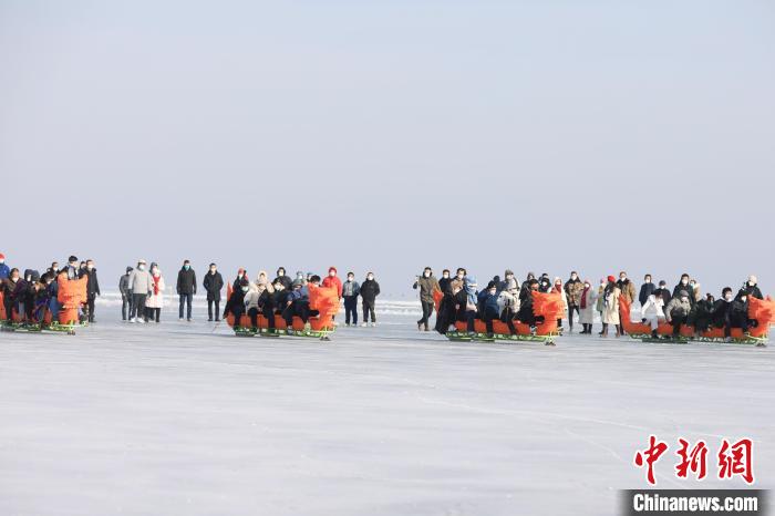 第九屆全國大眾冰雪季暨新疆博湖縣第十五屆冰雪季啟動(dòng)