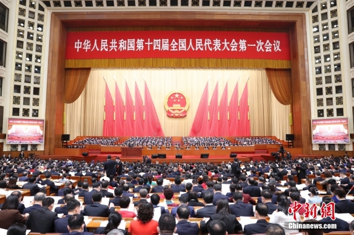 3月5日，第十四屆全國人民代表大會第一次會議在北京人民大會堂開幕。<a target='_blank' href='/'>中新社</a>記者 盛佳鵬 攝