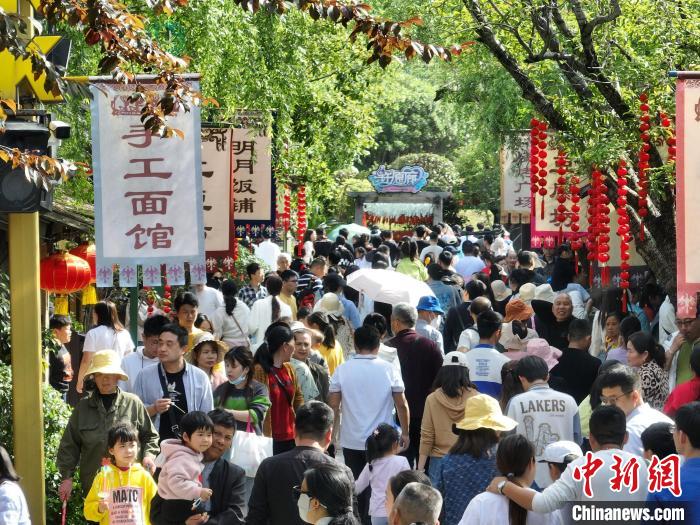 五一假期江西為文旅市場環(huán)境“塑形”優(yōu)質(zhì)服務(wù)迎四方客