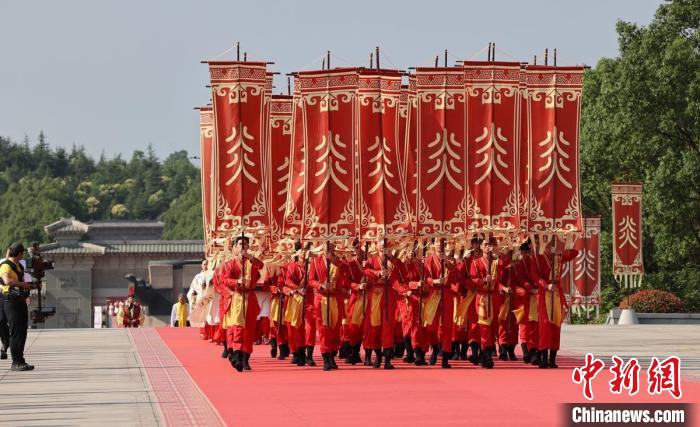 拜謁大典上方陣入場 李文軍 攝