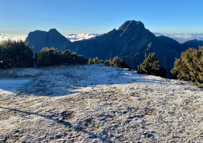 臺灣氣象臺灣下雪玉山氣象站