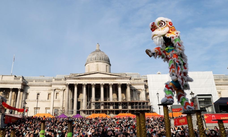 1月22日，英國倫敦特拉法加廣場舉行春節(jié)慶典，慶祝兔年新春佳節(jié)。（圖源：新華社）