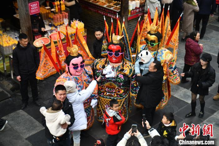 “致敬青春·逐夢天府”港澳臺青年文化嘉年華