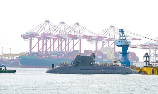 臺海軍自造“海鯤號”潛艦