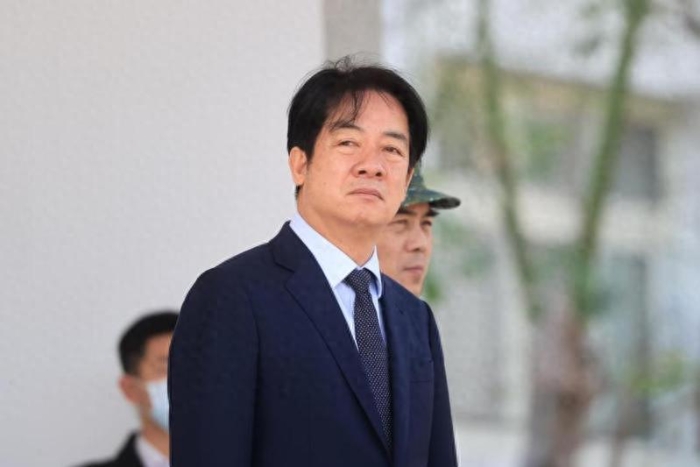 關(guān)稅重?fù)襞_灣、民進(jìn)黨當(dāng)局卻神隱不見，藍(lán)營諷刺：協(xié)尋賴清德！_1744243671573